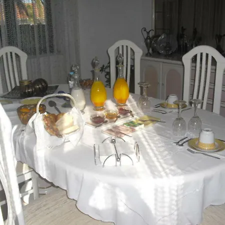 Casa Teresinha Bed & Breakfast Sesimbra