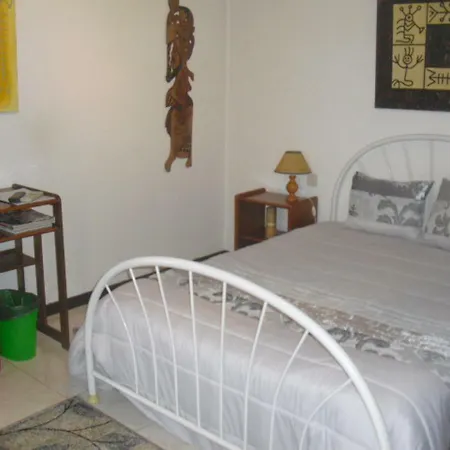 Bed & Breakfast Casa Teresinha Sesimbra
