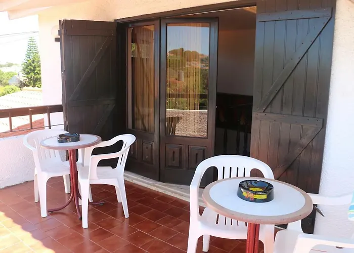 Bed & Breakfast Casa Teresinha Sesimbra